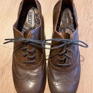 NEW Born Vintage Style Brown Leather Oxford Loafers